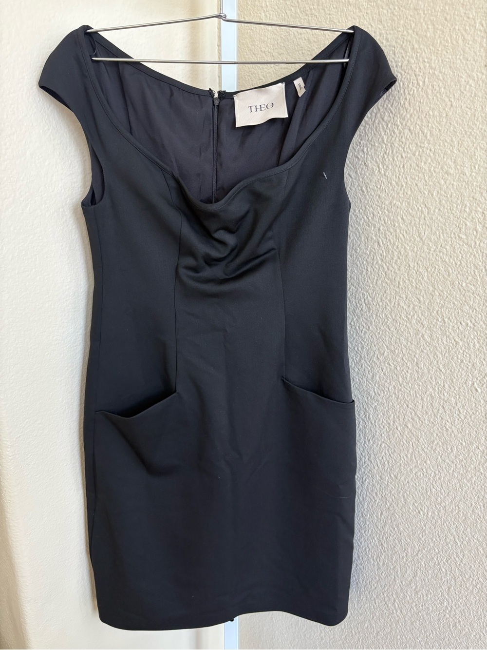 NWOT - THEO The Label Aphrodite Portrait Pencil Dress in Black - Size S